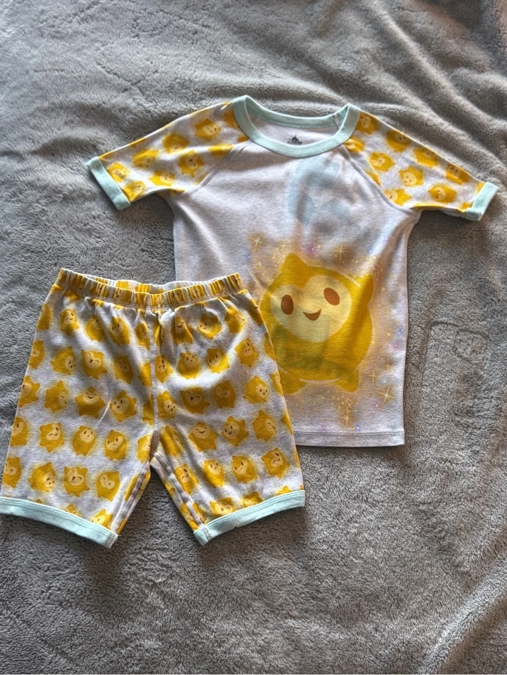 Disney Wish Movie Star Character 2-Piece Pajama Set Shorts Girls Size 10